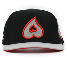 Load image into Gallery viewer, Heart Snapback