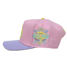Load image into Gallery viewer, Heart Snapback