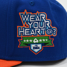 Load image into Gallery viewer, Heart Snapback