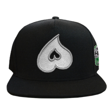 Load image into Gallery viewer, Heart Snapback W/ Side Patch