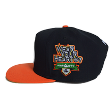 Load image into Gallery viewer, Heart Snapback